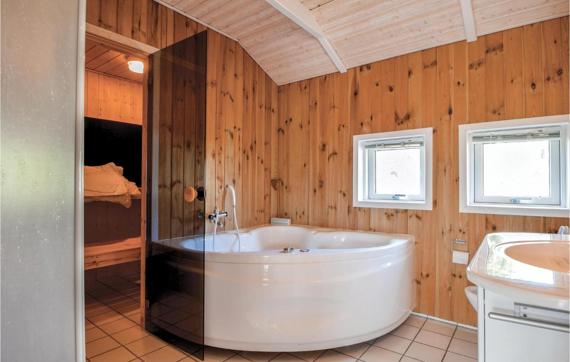 Amazing Home In Bjert With Wifi Binderup Strand Exterior photo